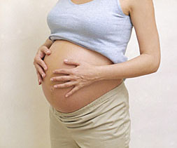 妊婦の腹部写真